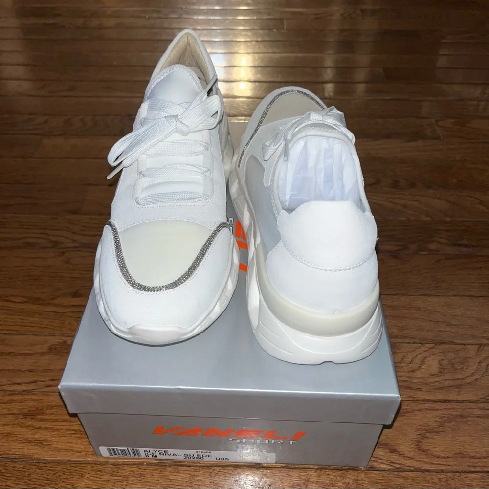Vaneli Alyce Lace Up Athleisure Sneaker Ice White Suede & Mesh Women’s Size 8 - Picture 5 of 10